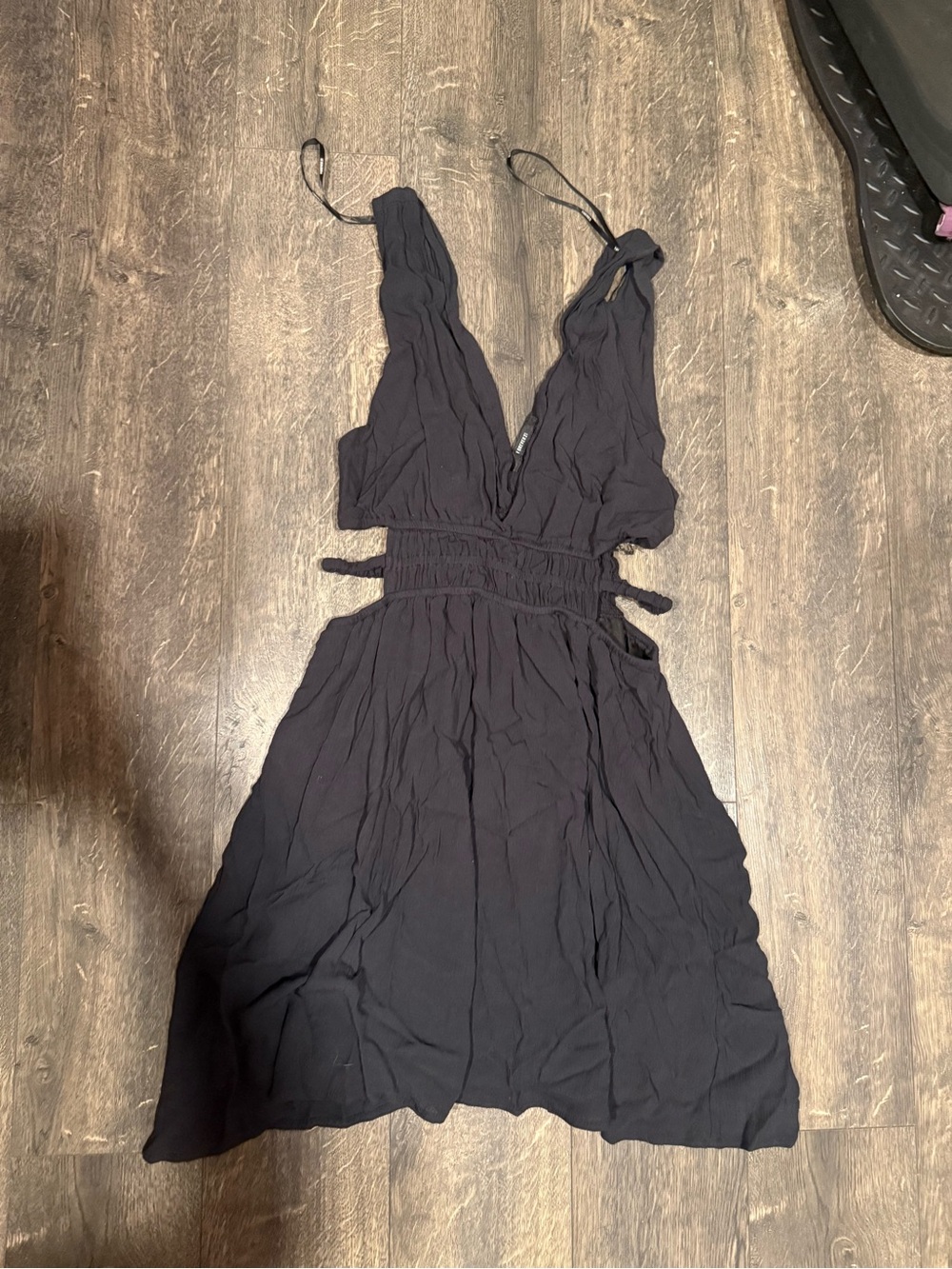 Forever 21 Black Sleeveless V-Neck Mini Dress